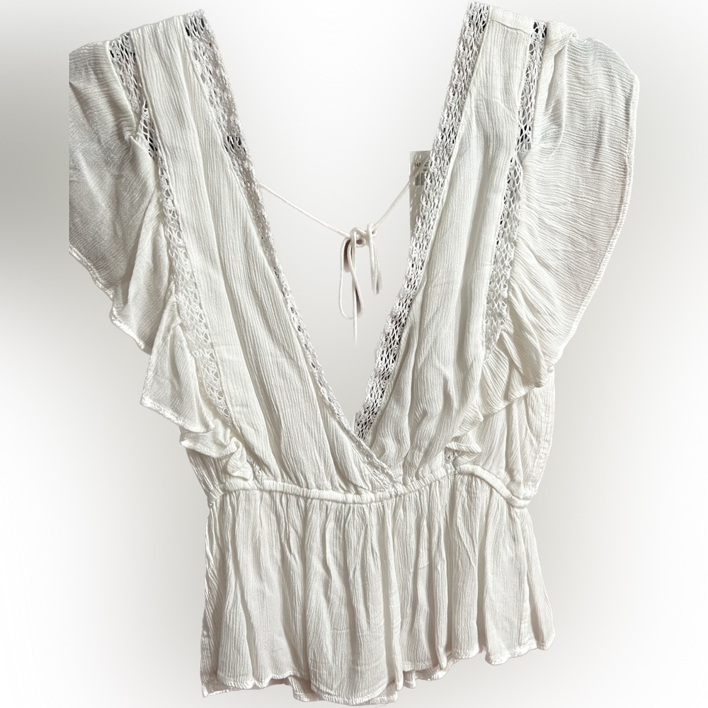 Abercrombie & Fitch White Ruffle Top
